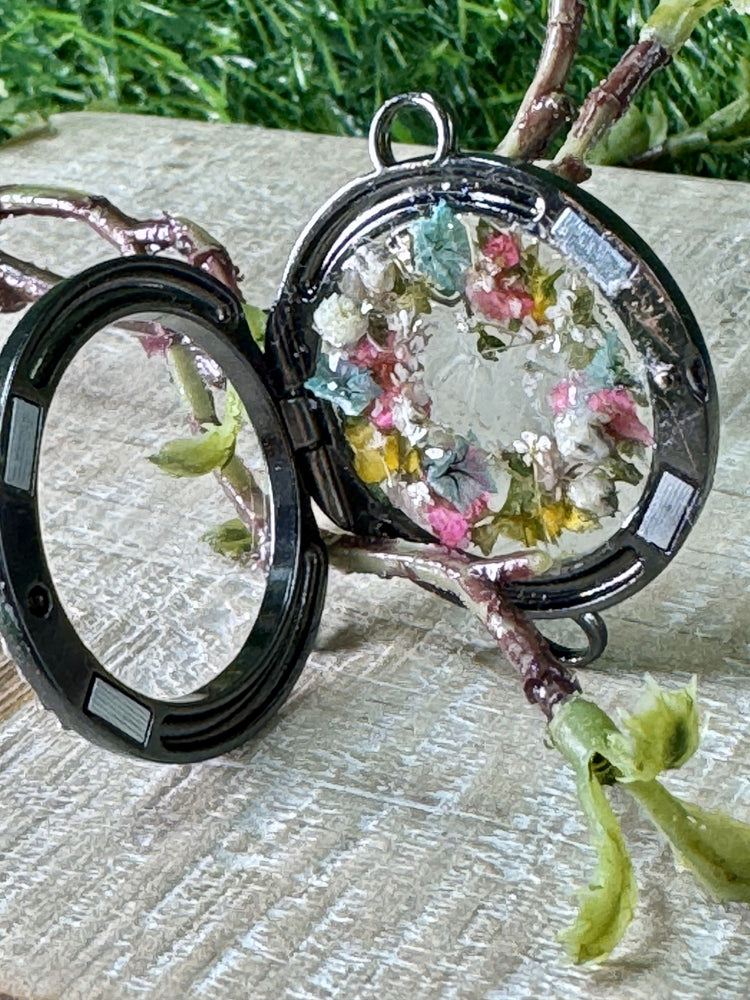 Lockets