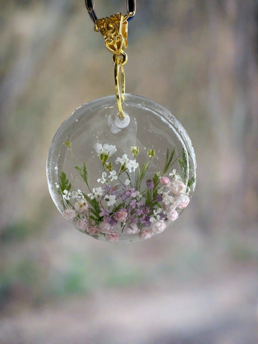 A Garden in a Pendant design