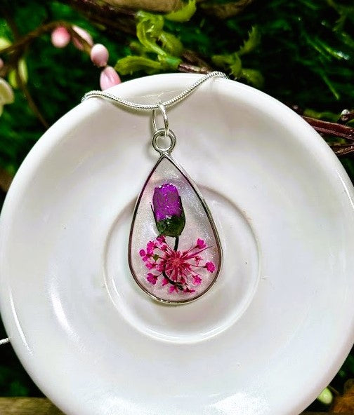 Rose with Queen Ann Lace Clear Pendant