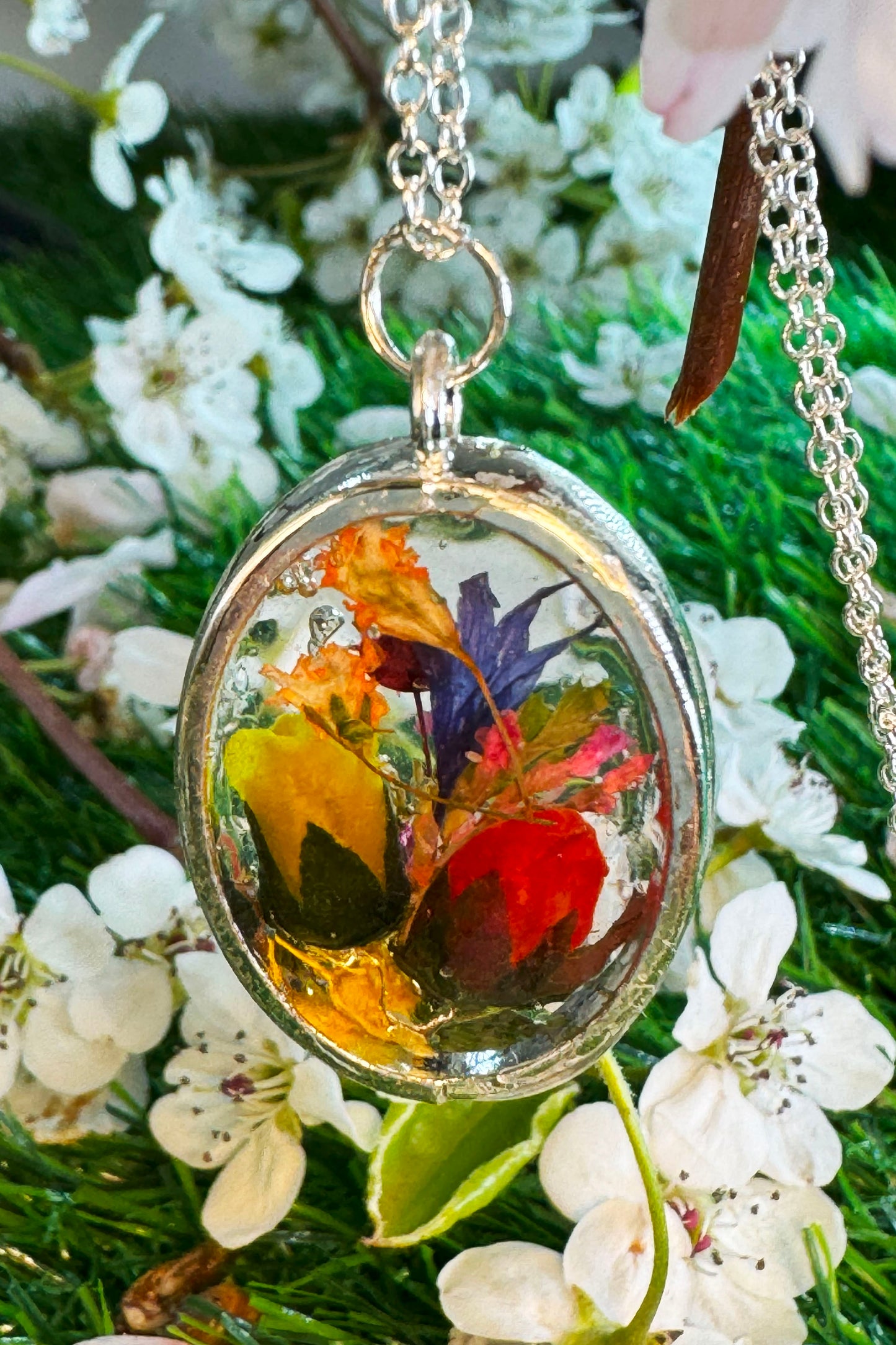 Garden in a Pendant Design