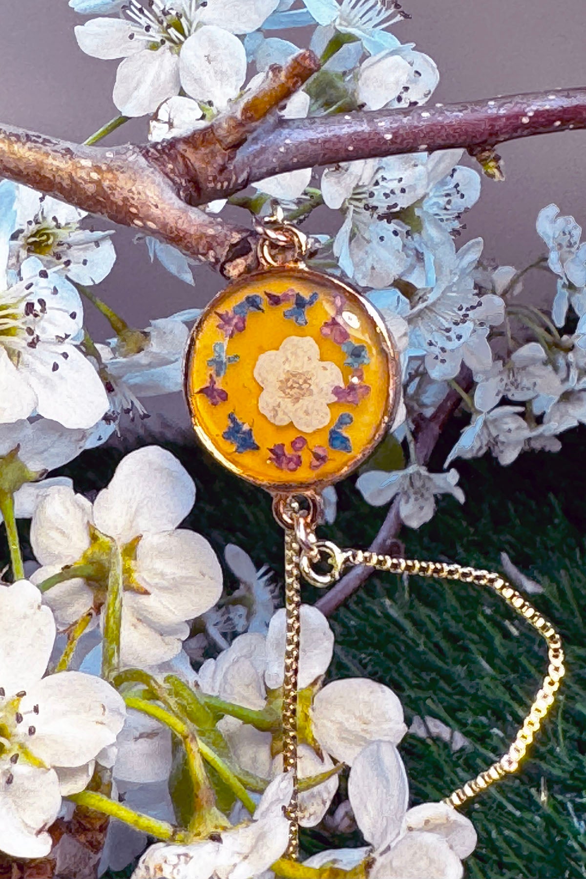Peach Bracelet with white Forget Me Not Flowers