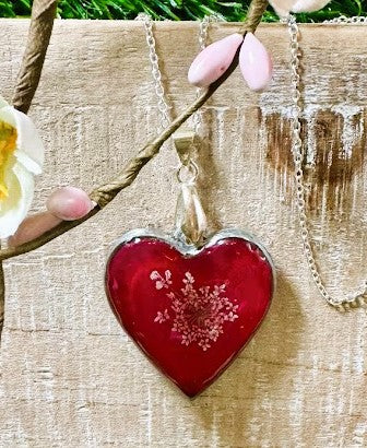 Red Heart Pendant with white Queen Anns Lace Flower