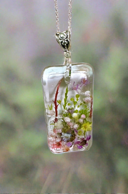 A Garden in a Pendant