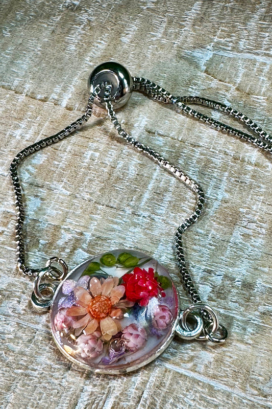 Bracelet with Spring Flowers Mix