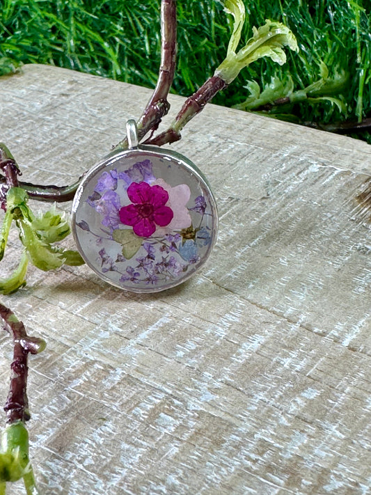 Small Round Garden Flowered Pendant